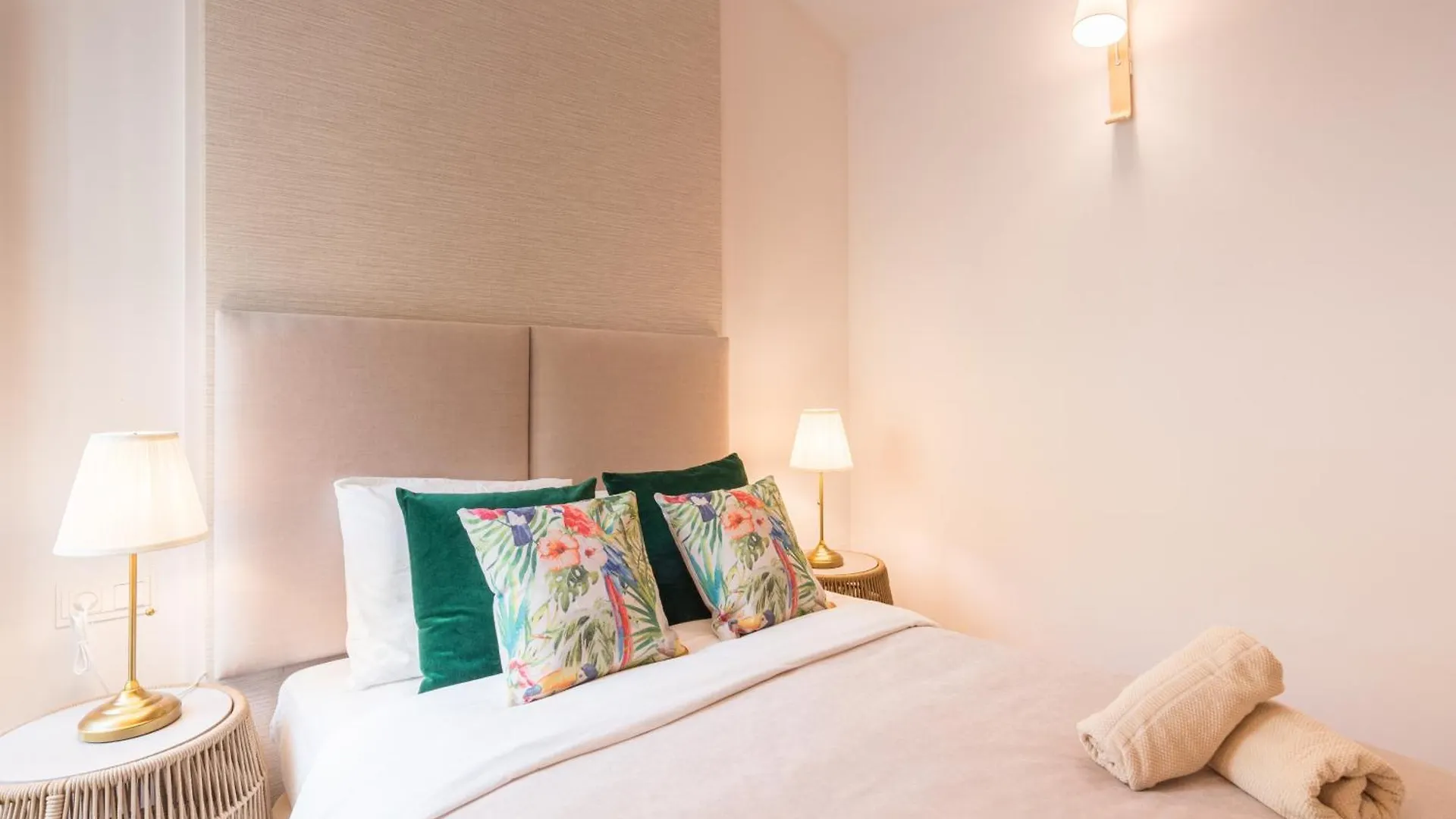 Urbe10 Plaza De La Merced Duplex 3I Apartamento Málaga Espanha