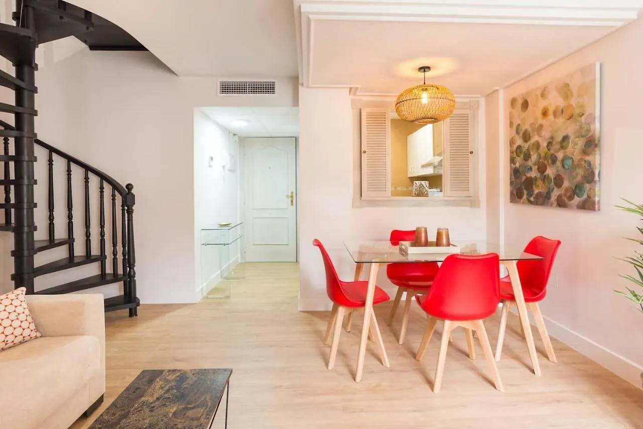 Urbe10 Plaza De La Merced Duplex 3I Apartamento Málaga