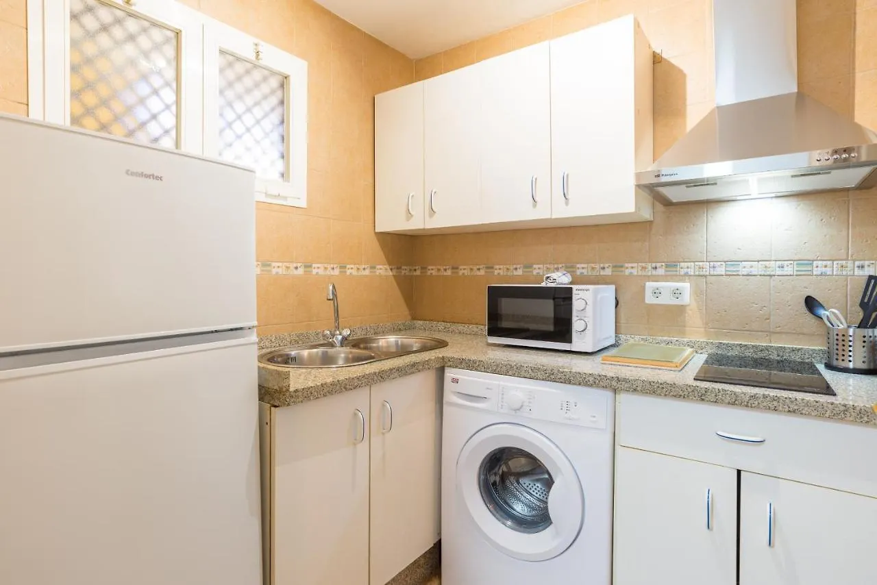 شقة مالقة  في Urbe10 Plaza De La Merced Duplex 3I